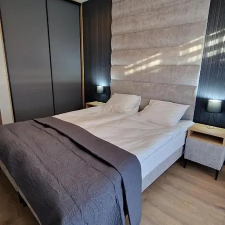 Salonet Airport & Mtp