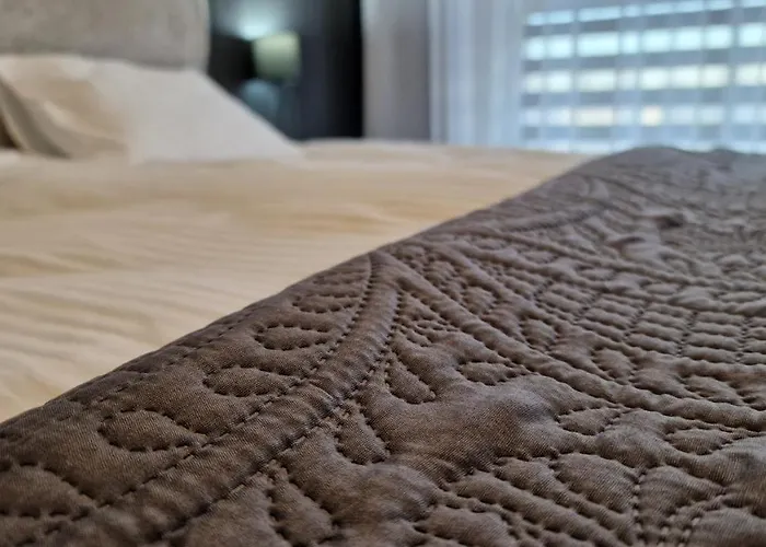 Apartment Salonet Airport & Mtp *