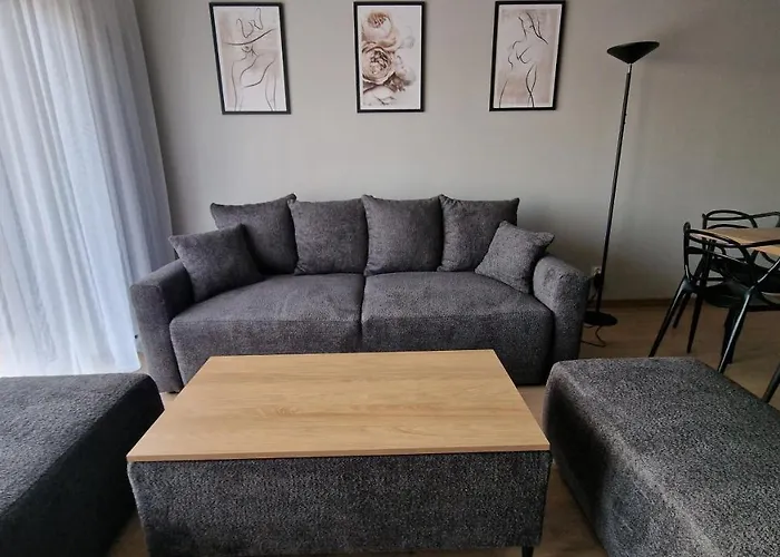 Apartment Salonet Airport & Mtp *